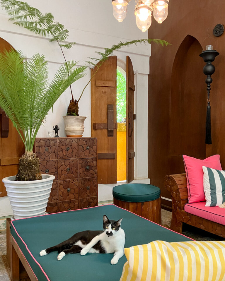 riad hua hin _-9